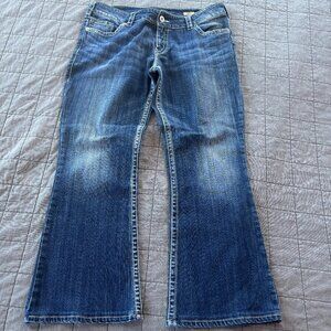 Silver Jeans Suki Bootcut Womens Size 34 medium wash, embroidered pockets